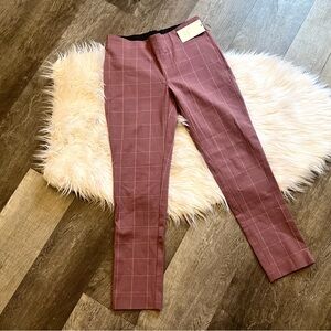 Stylish ankle pants in Mauve - side zipper, pull on